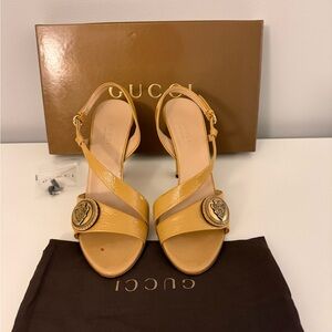 Vintage Gucci Strappy Slingbacks in Patent Leather, Size 6+